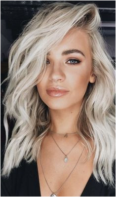 How To Get the Platinum Blonde Hair of Your Dreams eyemakeupideasnatural Gorgeous Hair Icy