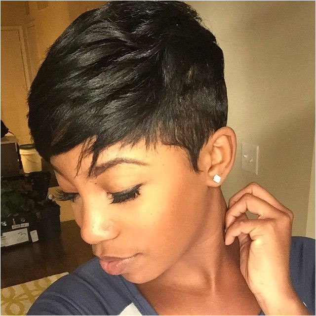 Cute Hairstyle For Black Girls Inspirational Short Hair Spray To Her With I Pinimg 736x Da