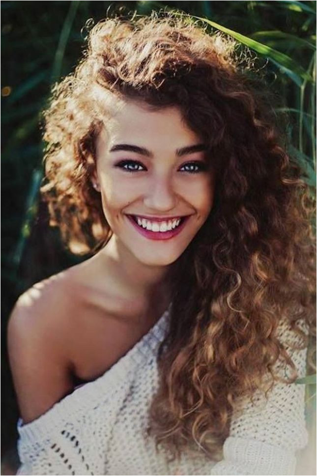 12 Must Follow Beauty Blogs for Curly Haired Girls via Brit Co