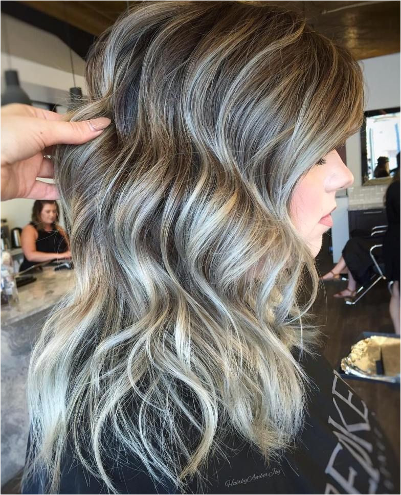 Brown Wavy Hairstyle With Gray Highlights