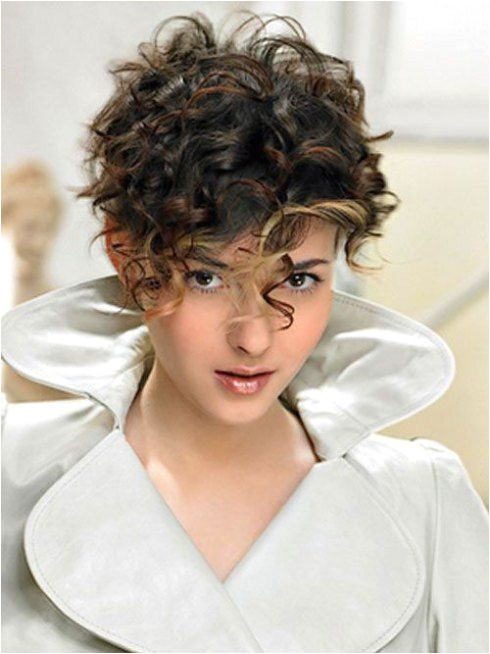 16 Short Hairstyles for Thick Curly Hair