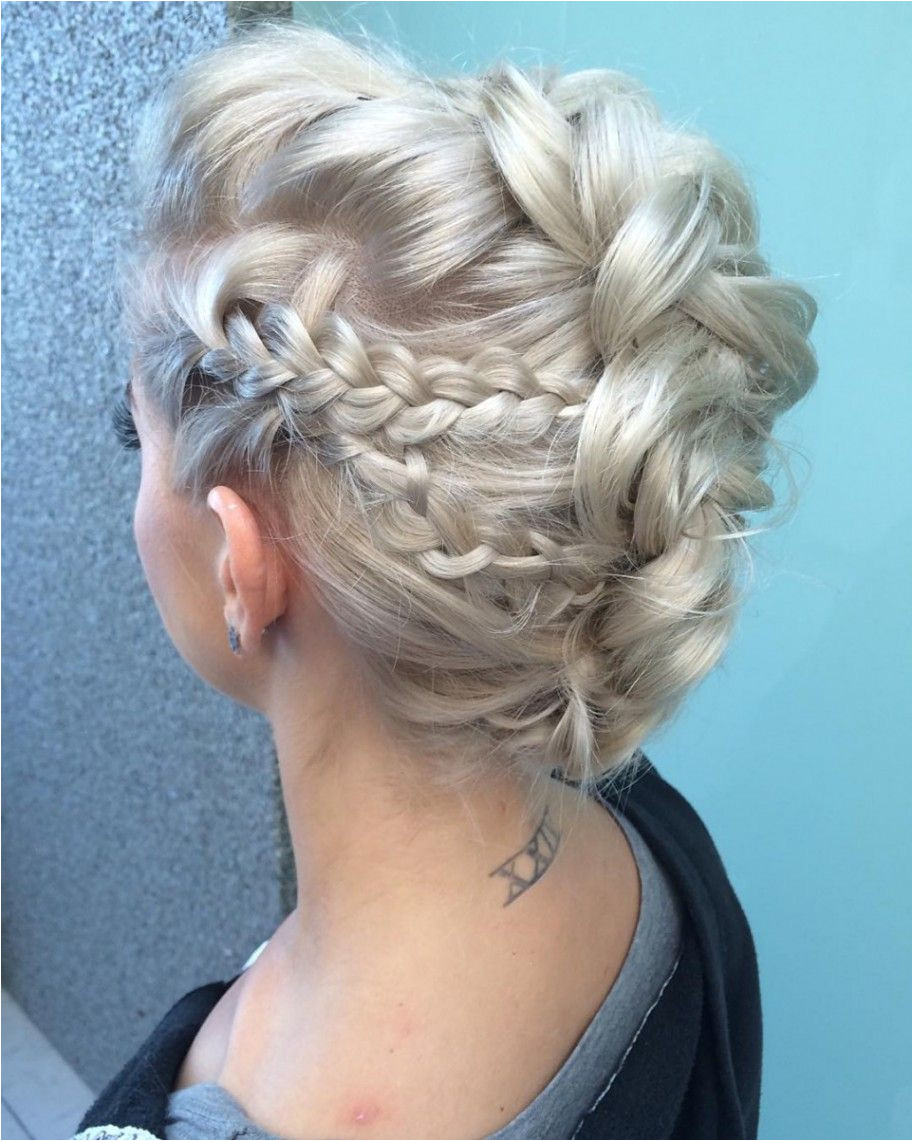 15 Amazingly Easy Updo Hairstyles For Long Hair