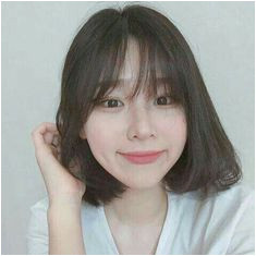 Partial bangs Short Hair Korean Style Korean Short Hairstyle Kpop Short Hair Ulzzang