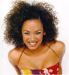 Mel B Spice Girls Afro Hairstyles Help Me Spices African Hairstyles