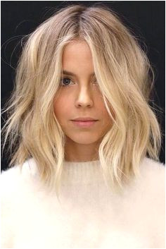 From Short to Long Top 21 Haircuts for Round Faces â See more