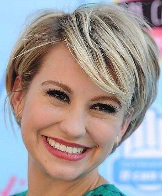 Cool Short Hairstyles with Side Bangs for Square Faces with Short Hairstyles Women