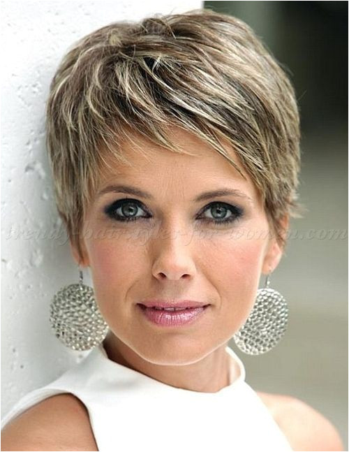 Womens Medium Hairstyles with Bangs Awesome Older Women Haircuts Short Haircut for Thick Hair 0d J M