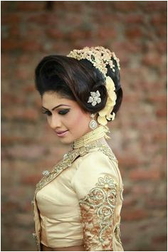 Sri Lankan Bride Beach Wedding Hair Desi Wedding Srilankan Wedding Sri Lankan Bride