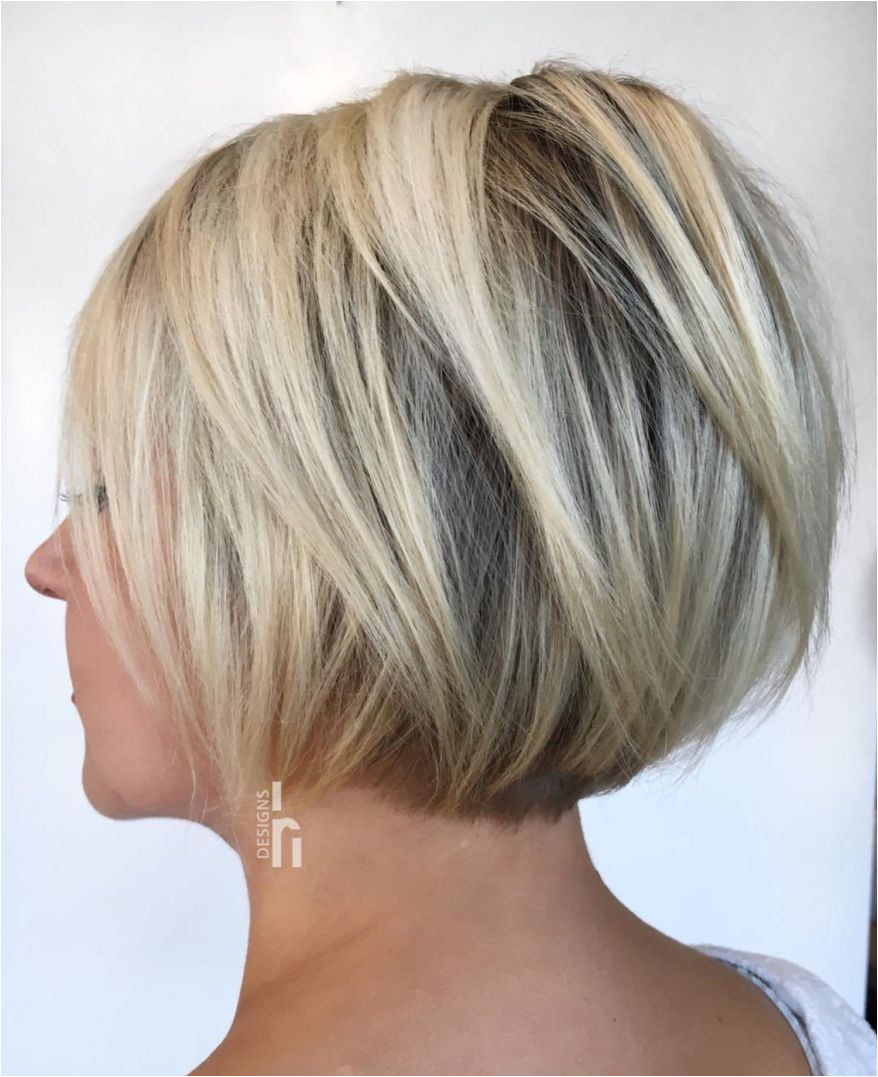 Jaw Length Layered Blonde Bob