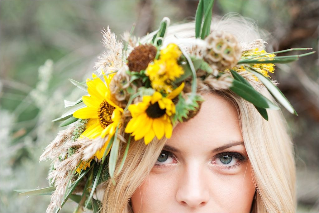 sunflower inspired wedding halo crown utah wedding flowers calie rose kristina curtis photography