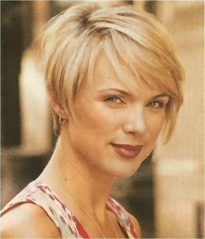 Medium Hairstyles for Women Over 40 with Fine Hair and round face Short Hairstyles Women Over 50 Beauty tips in 2019