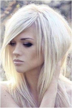 20 Fun Flirty Fashionable Layered Haircuts for Medium Hair