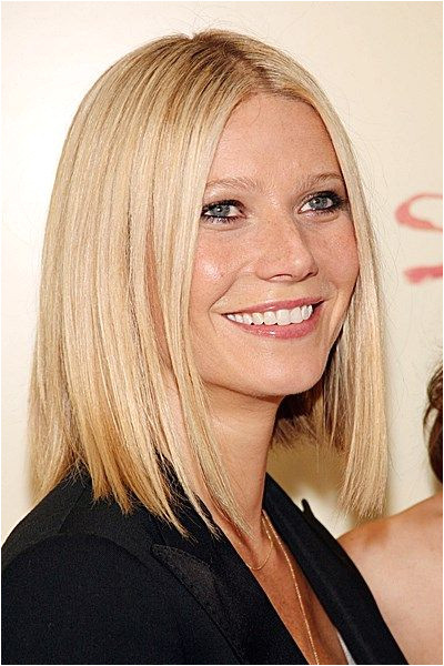 Gwyneth Paltrow went simple and demure with this ultra sleek LoB Long Bob The blunt cut works best on fine hair Stay away from this style if your face