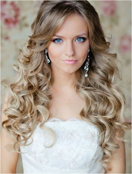 Curly Hochzeit Frisuren für langes Haar curly frisuren hochzeit langes Locken in 2018 Pinterest