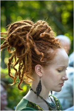 Lovvvveeeee Dreadlocks Updo Red Dreads Dreadlock Hairstyles Celtic