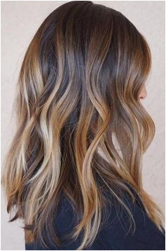 Different Dimensional Caramel Balayage Hairstyles for Women to Look Pretty