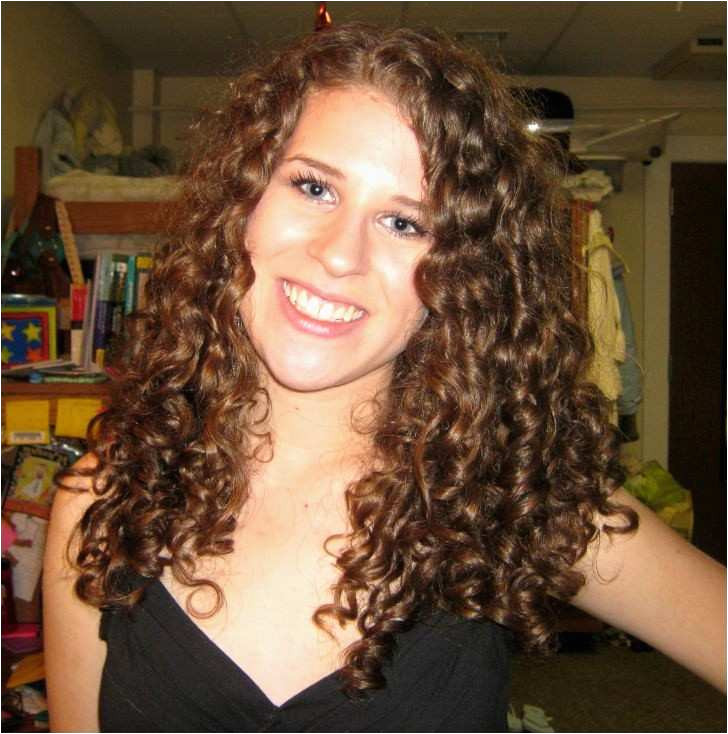 Girls Hairstyles for Parties Awesome Elegant Hairstyle for Curly Hair