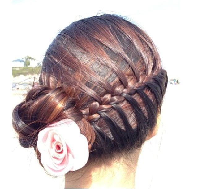 Cute bride or bridesmaid hair style It s a side mermaid braid love it