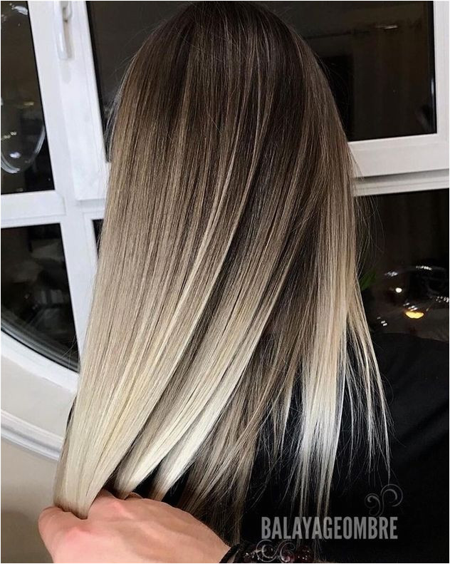 From the hippy dip dye trend ombré balayage hairstyles for medium length hair have grown into a very sophisticated look And blonde balayage ombré has