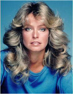 Farrah Fawcett 70 s Hair Style Farrah Fawcett Vintage Hairstyles 1970s Hairstyles Celebrity Hairstyles