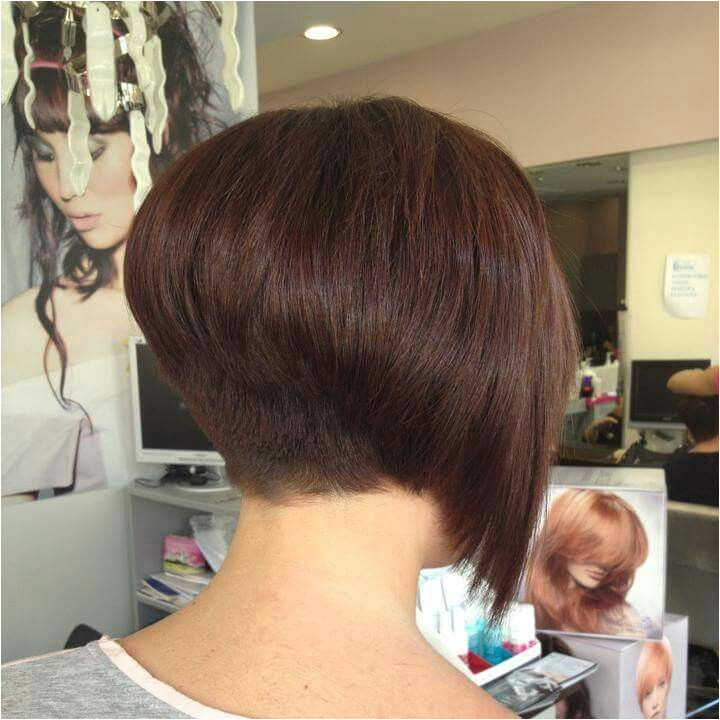 Lovely inverted layered bob Black Bob Hairstyles Inverted Bob Hairstyles Diy Hairstyles Hairdos