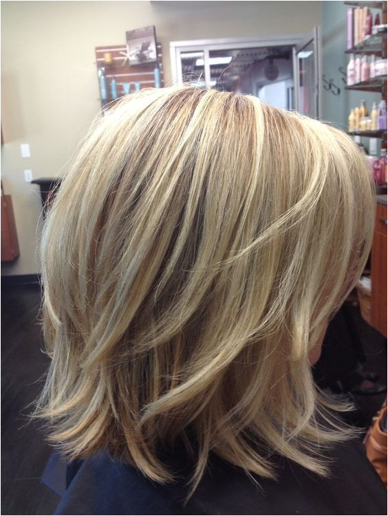 Trendy Medium Layered Hairstyles Easy Everyday Need darker but highlights are nice