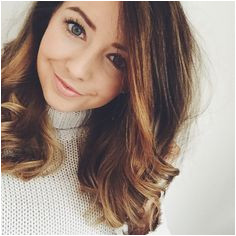 GOOD MORNING FOLKS Zoe this morning via insta Zoe Sugg Cool Hairstyles Zoella