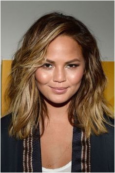 25 Amazing Haircuts For Round Faces To Inspire You