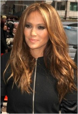 JLo with Dark Golden Blonde Hair think I am gonna darken up my blonde a bit tomorrow I really love this color