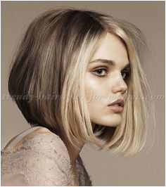 medium length hairstyles clavi cut LOB shoulder