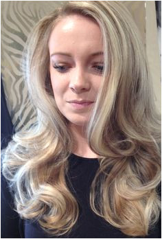 Curly blow dry