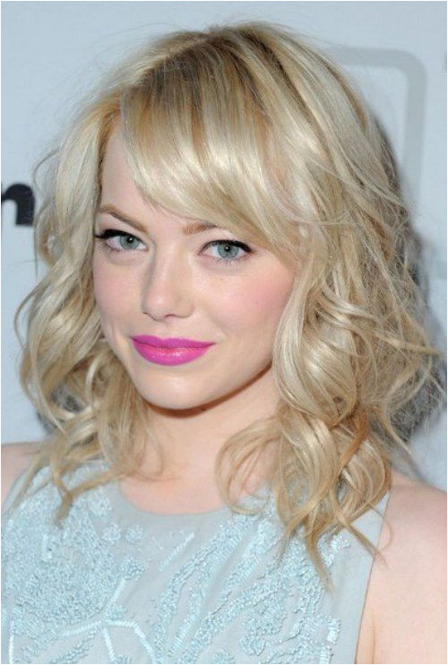 Emma Stone s Great Straight and Adorable Curly bo with Bangs 2017 Haircut For Thick Hair