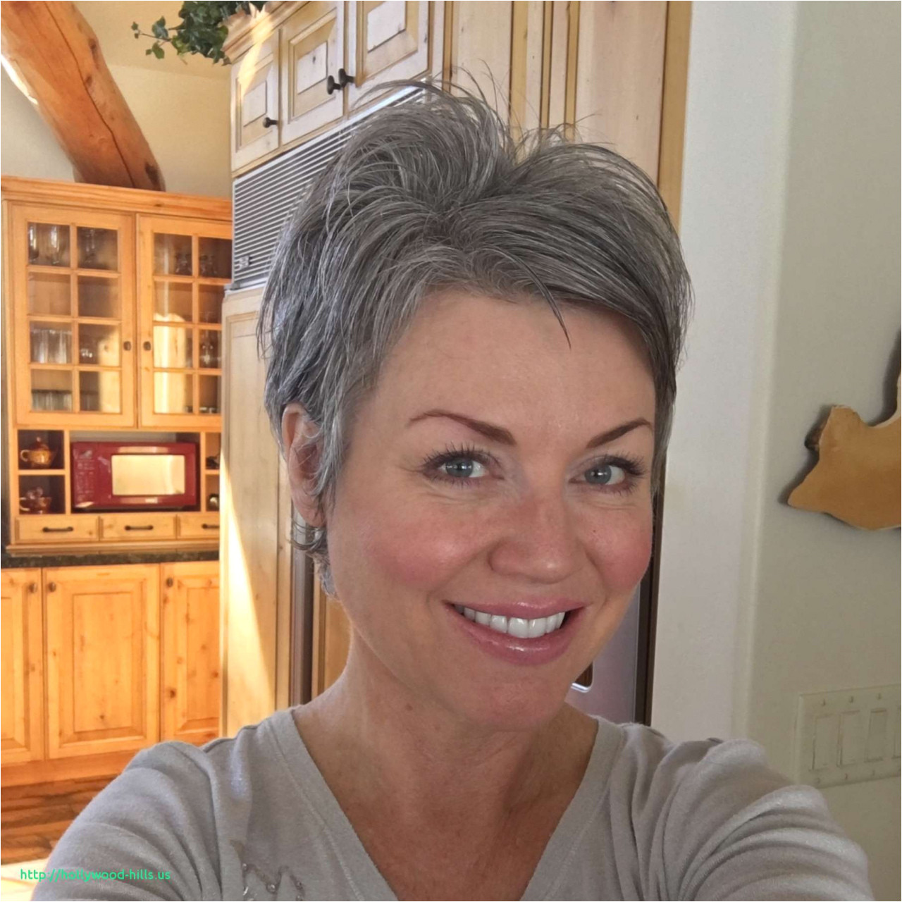 2019 Short Grey Hairstyles for Round Faces Luxury Hairstyles for Grey Hair Oval Face Best 15