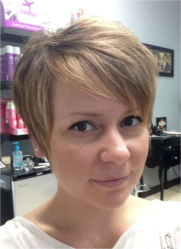 woman growing out pixie haircut