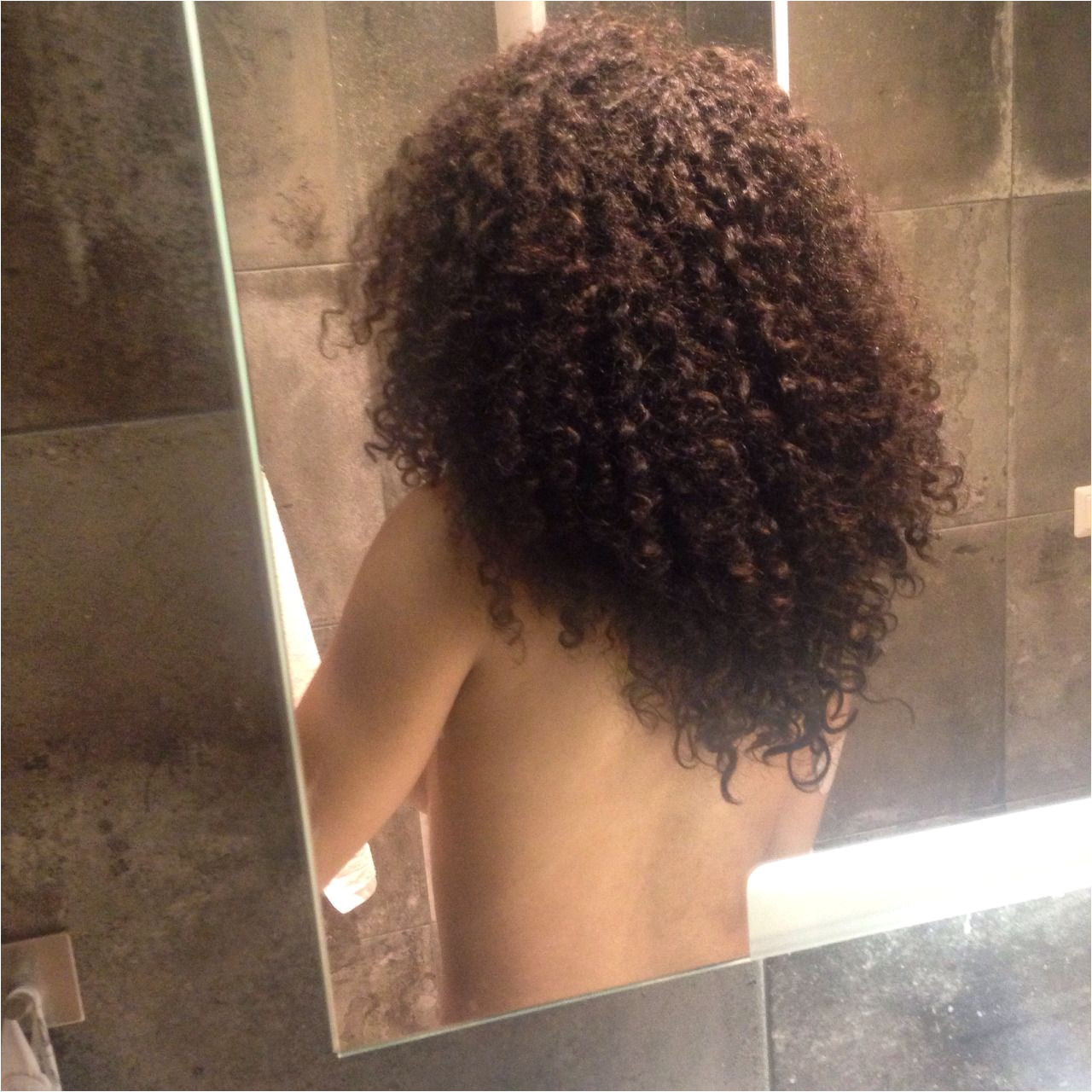 6joy “This is what 2 and a half years natural looks like for someone with 3b 3c hair ”