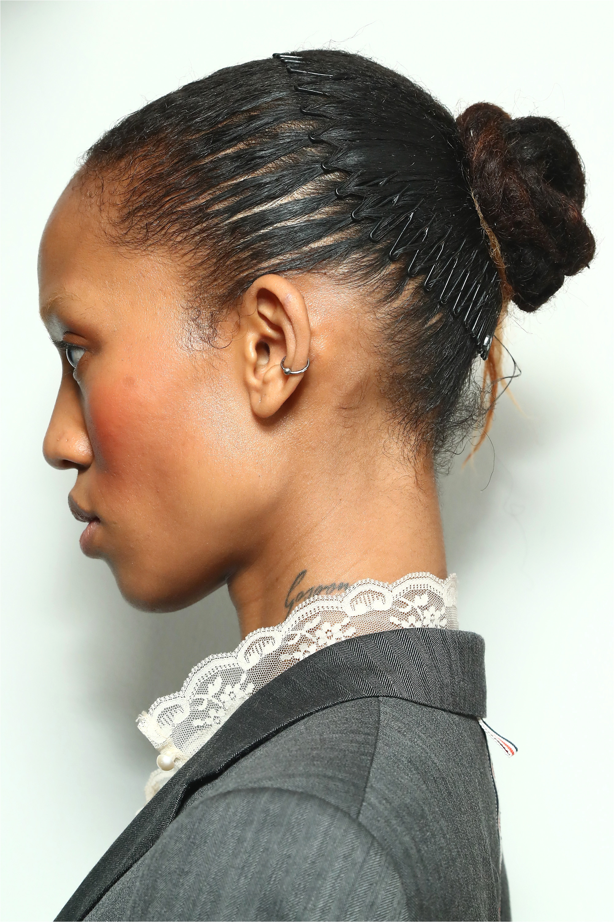 Braided Headband Hairstyles Step by Step Lovely Hair Accessories From the 90s are Making A Eback