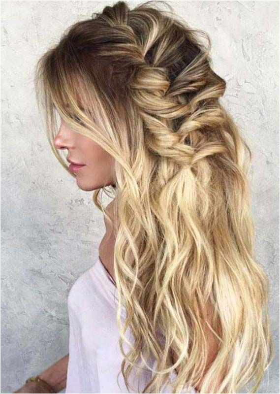 See here the best and most beautiful ideas of wedding hairstyles for women to wear on