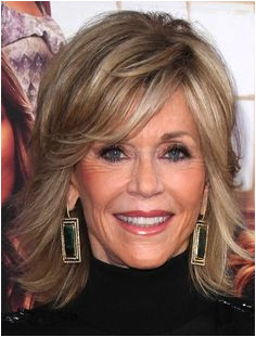 23 Ravishing Medium Layered Haircuts with Bangs Jane Fonda Hairstyles Shag Hairstyles Celebrity