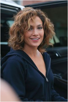 I like the hair coloring here JENNIFER LOPEZ at Shades of Blue Set in