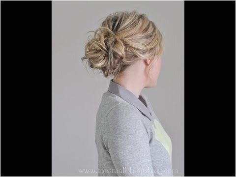 10 easy & glamorous updos for medium length hair