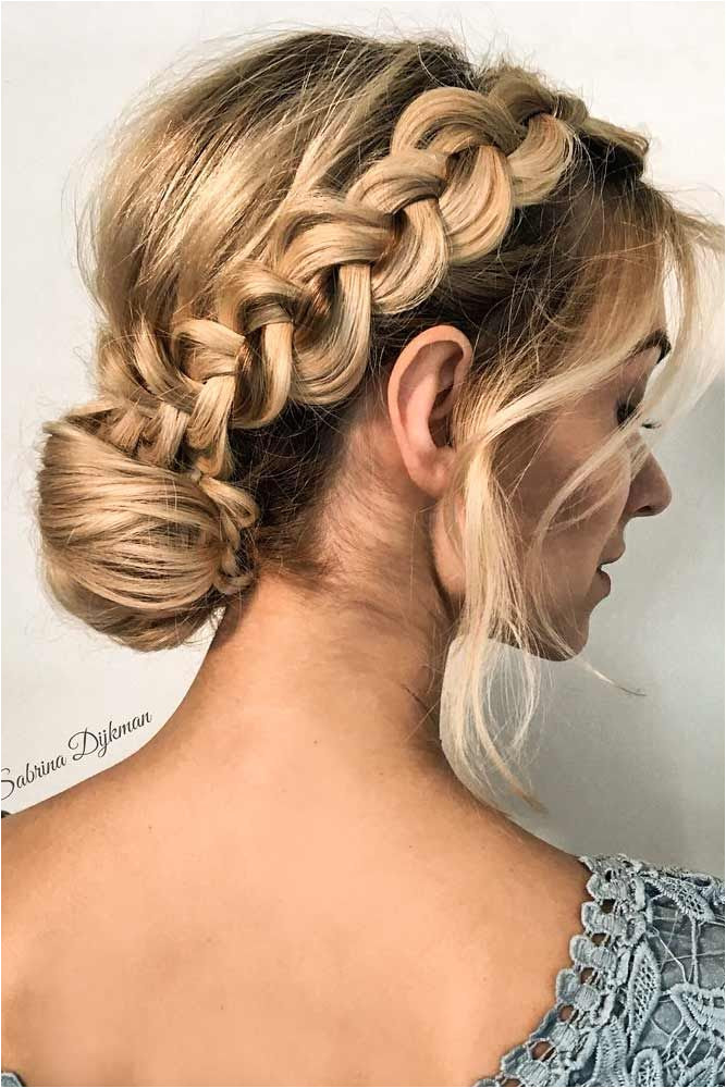 30 Great Hair Updos For Christmas Hair