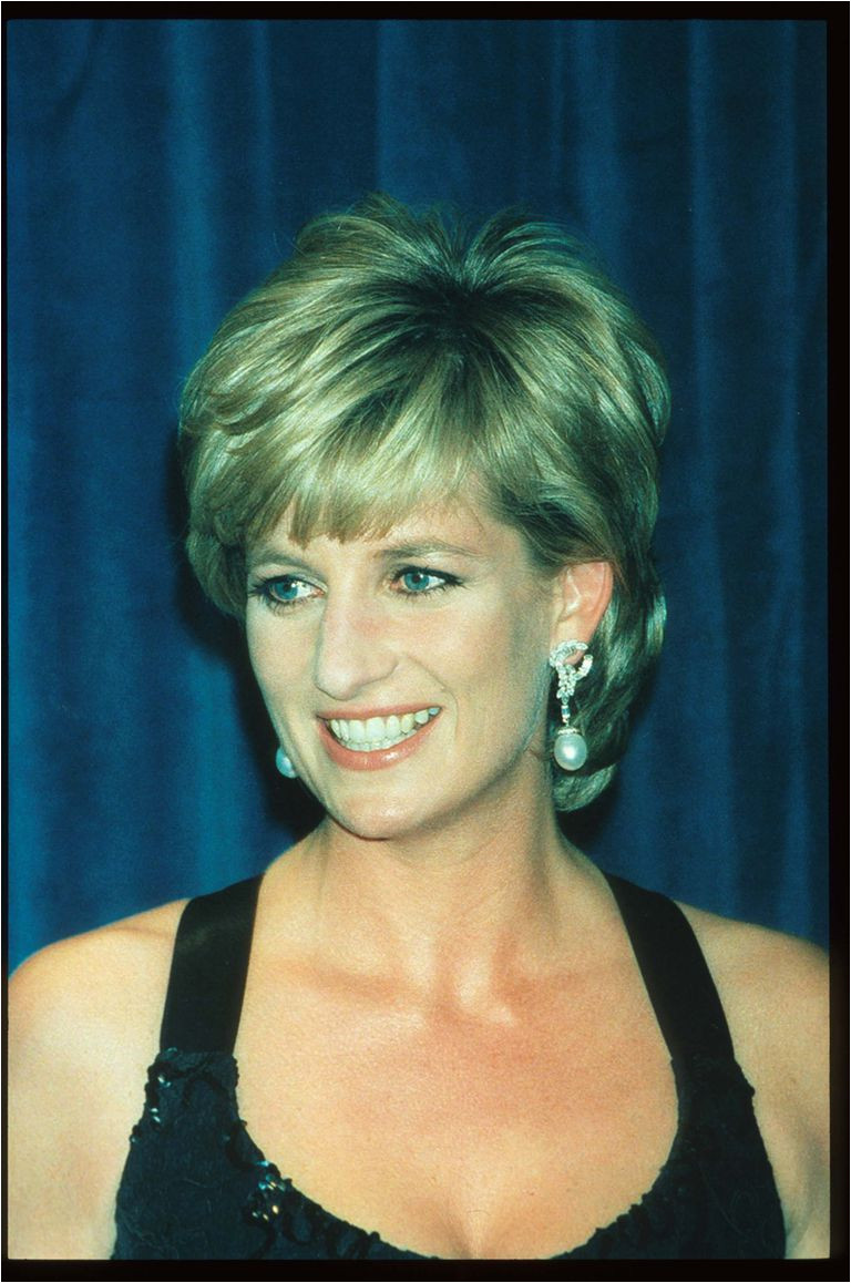 A picture of Lady Diana Spencer smiling at an awards gala