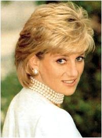Princess Diana short hairstyle Isabel Ii Princess Diana Family Royal Princess Short Hairstyle