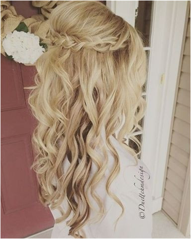 Take a look at the best wedding hairstyles half up half down in the photos below and ideas for your wedding Braided updo half up half down