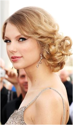 Curly Side Bun 11 Gorgeous Braids for Curly Hair Perfect for the Sweltering Summer