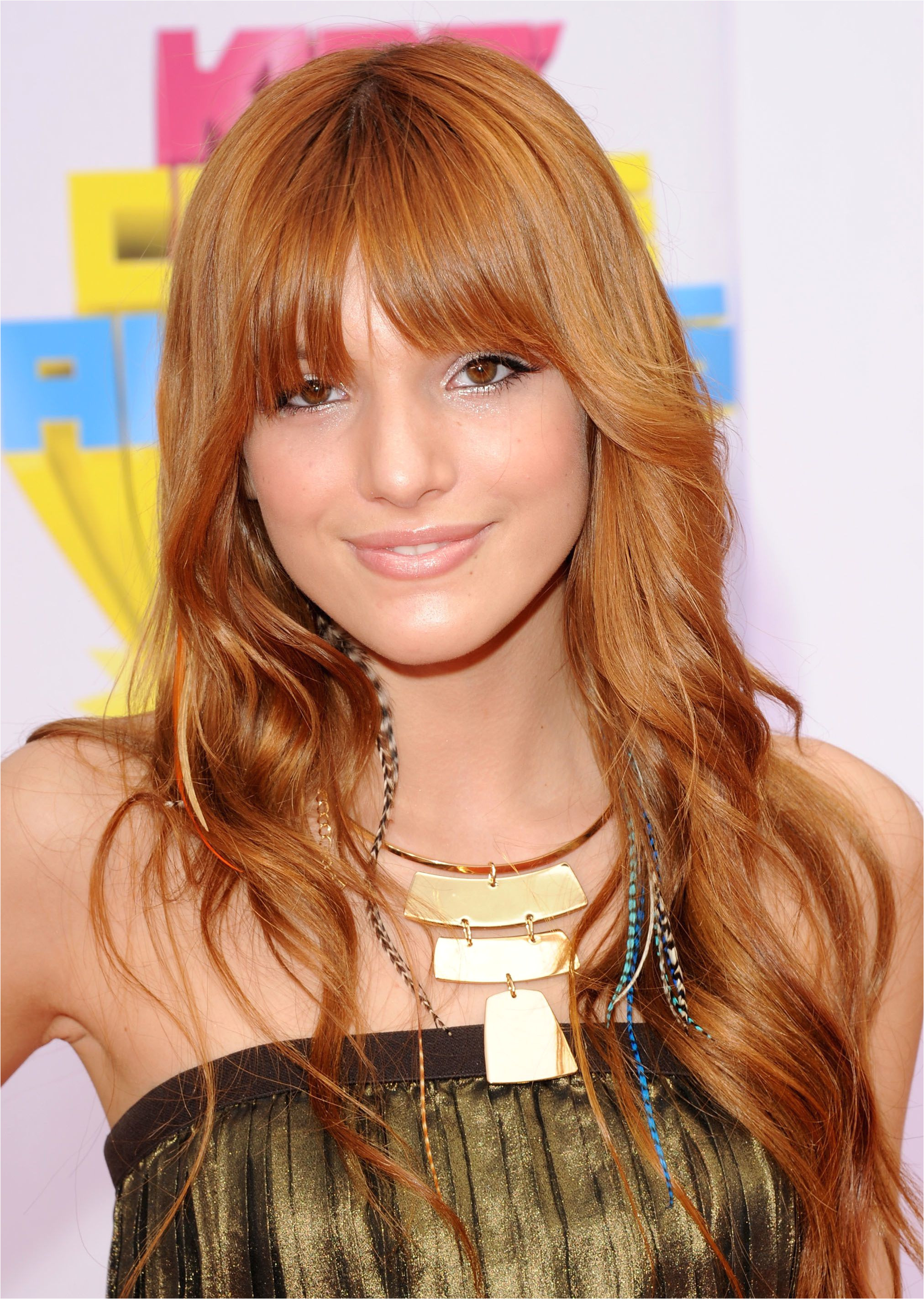 bella thorne red hair bangs 56a f9b58eba4b10c3c