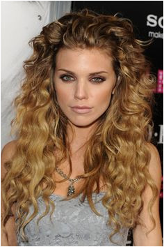 13 Best Haircuts for Curly Hair