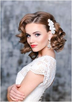 26 Short Wedding Hairstyles And Ways To Accessorize Them