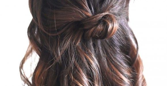 3 Easy Hairstyles In 3 Minutes 3 Minute Hairstyles for when You Re Running Late