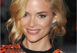 Bob Haircut with Curls Jaime King Wavy Bob Hairstyle with Curls Hairstyles Weekly